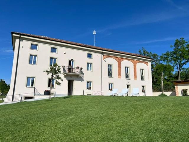 Ermitage La Suite-Hermitage Al Tramonto-Hermitage Tra Le Vigne Cioccaro Di Penango Exterior foto